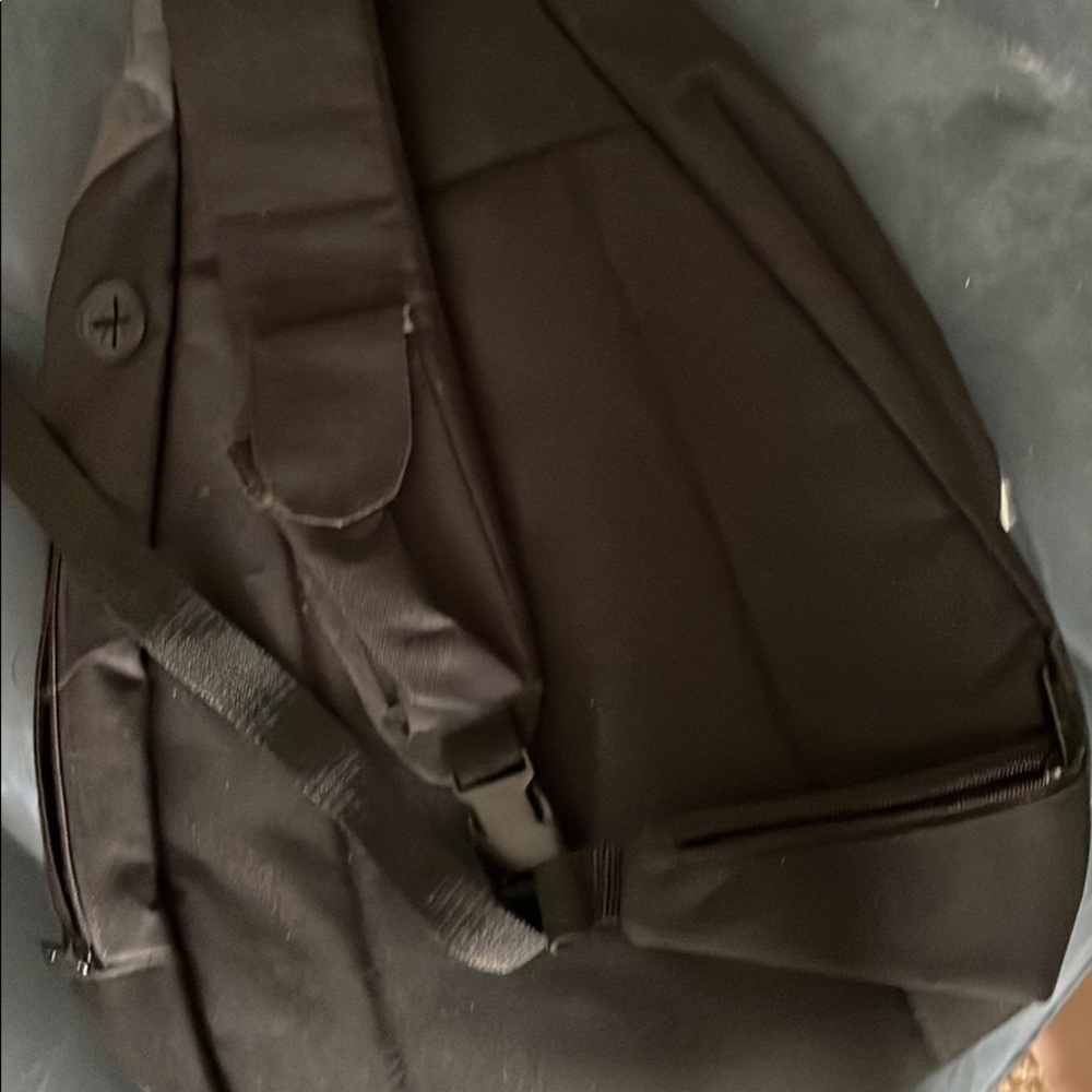 Bridgestone auto company one strap back back